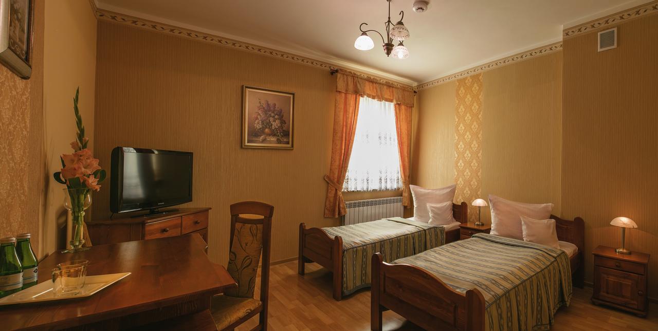 Gosciniec Kuklowka Radziejowice Exterior foto